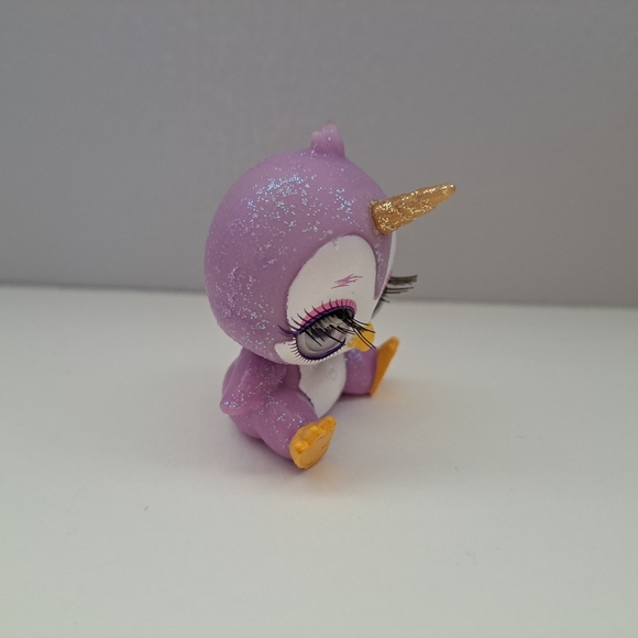 Poopsie Cutie Tooties WADDLE Purple Penguin Unicorn Rooted Lash - Picture 4 of 7